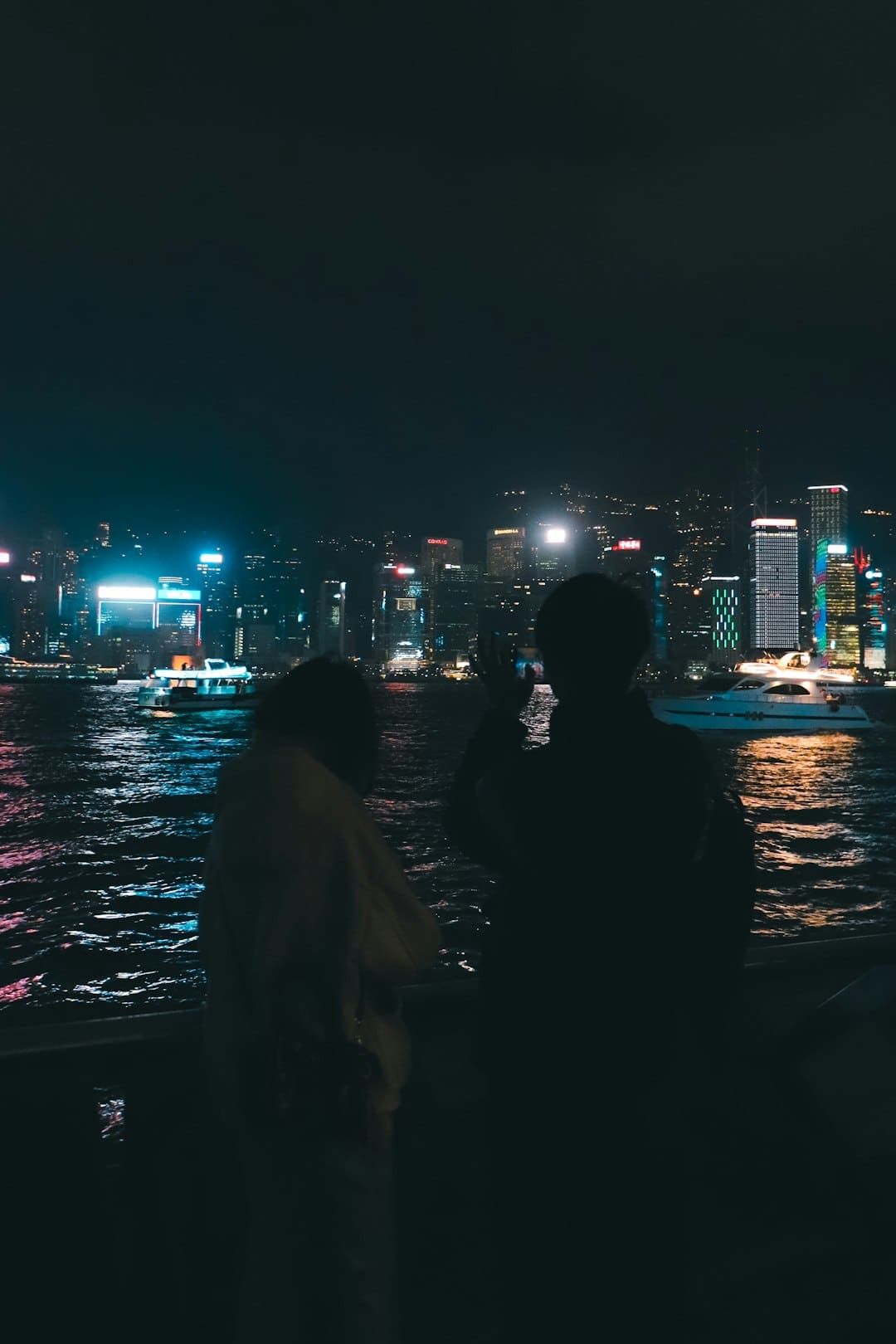 上汽集团：上半年零售销量夺冠 下半年新车继续上量